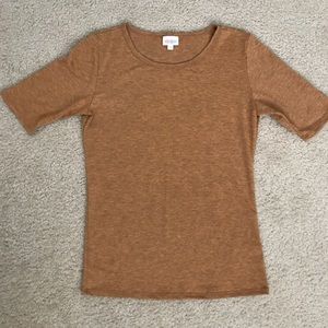 Small Lularoe Gigi Top